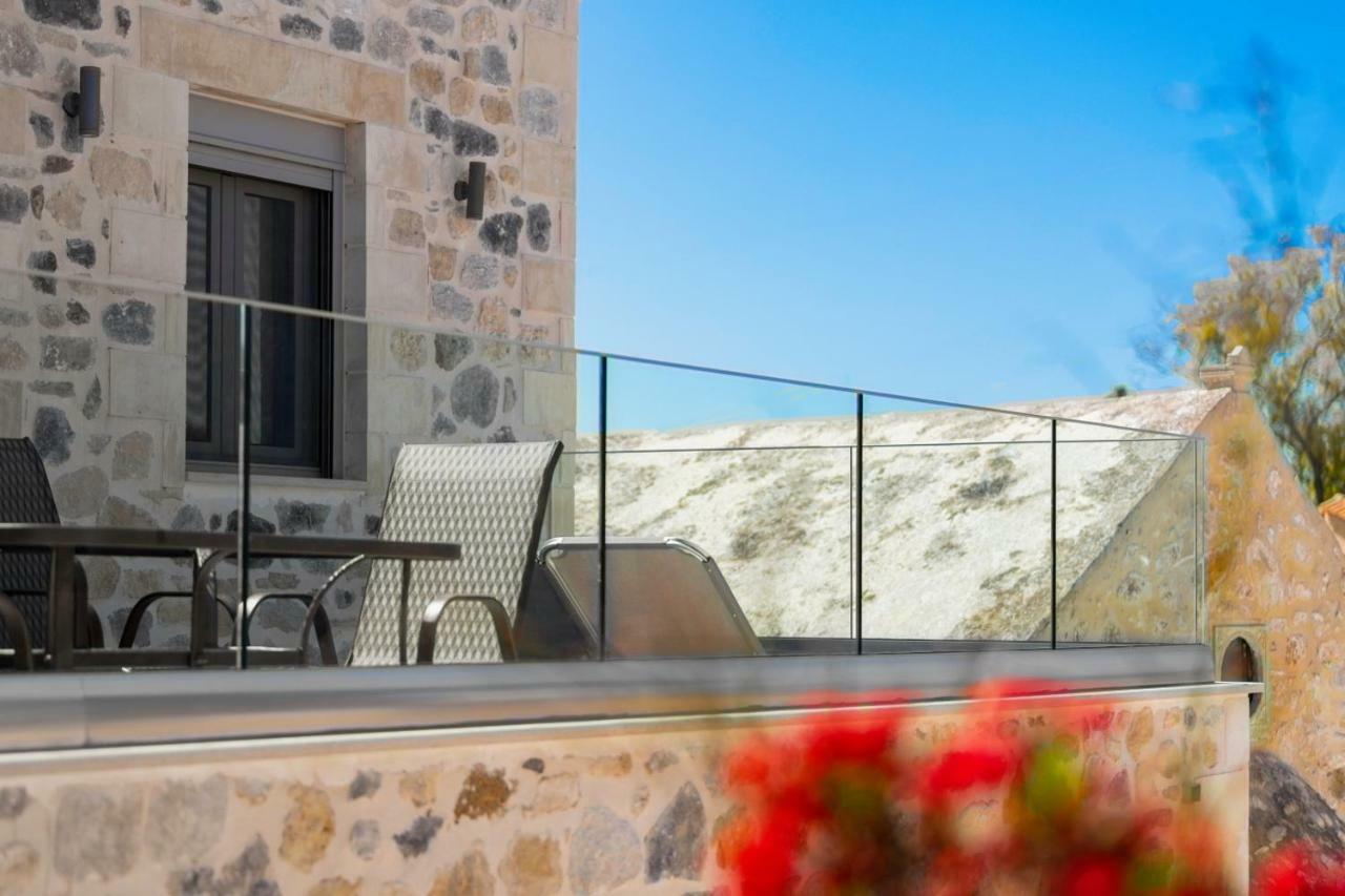 Marilena Natural Stone House, By Hellocrete Pigí Exterior foto
